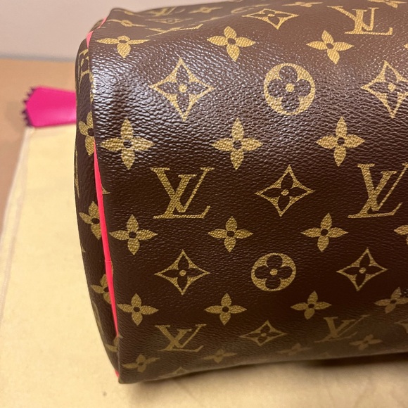 Authentic Louis Vuitton Speedy 30 MNG Totem Bag - Picture 14 of 15